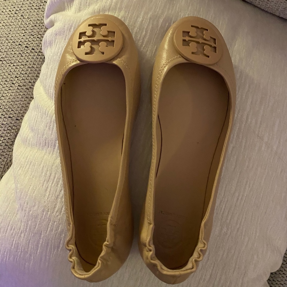 Tory Burch Minnie Nude Flats in Goan Sand